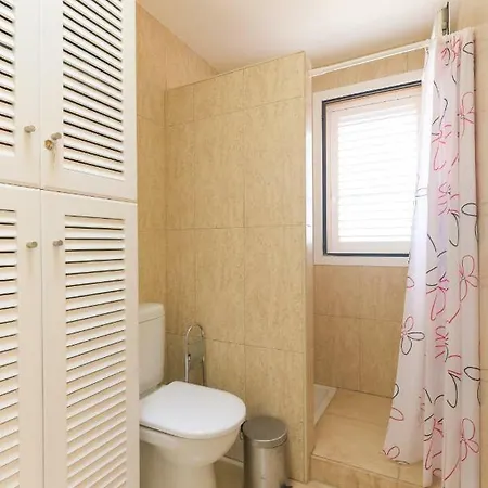 En Residencial Cary 2. Poris de Abona